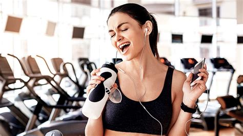 can you listen to books on apple music while exercising?